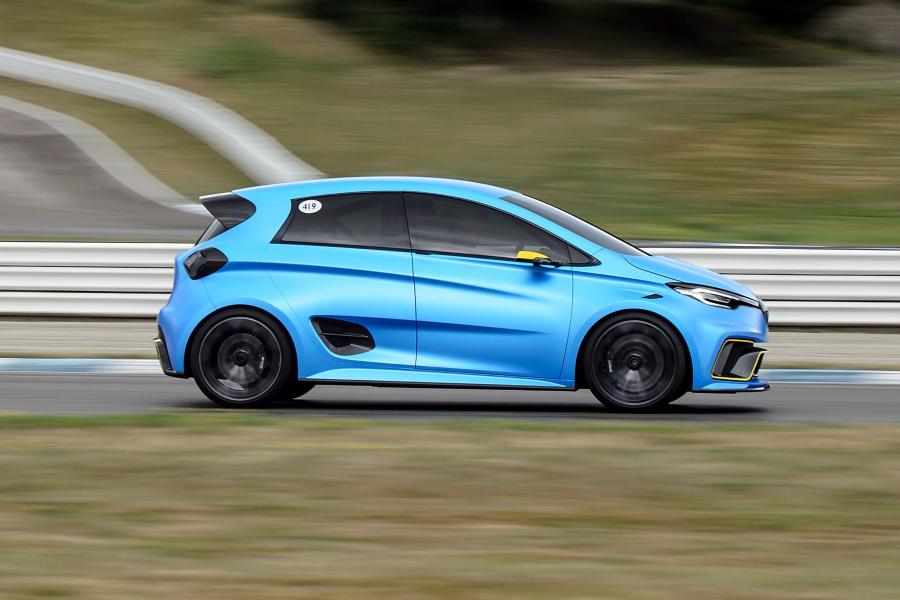  Renault Zoe e-sport 2017 года  (фото 38 из 63)
